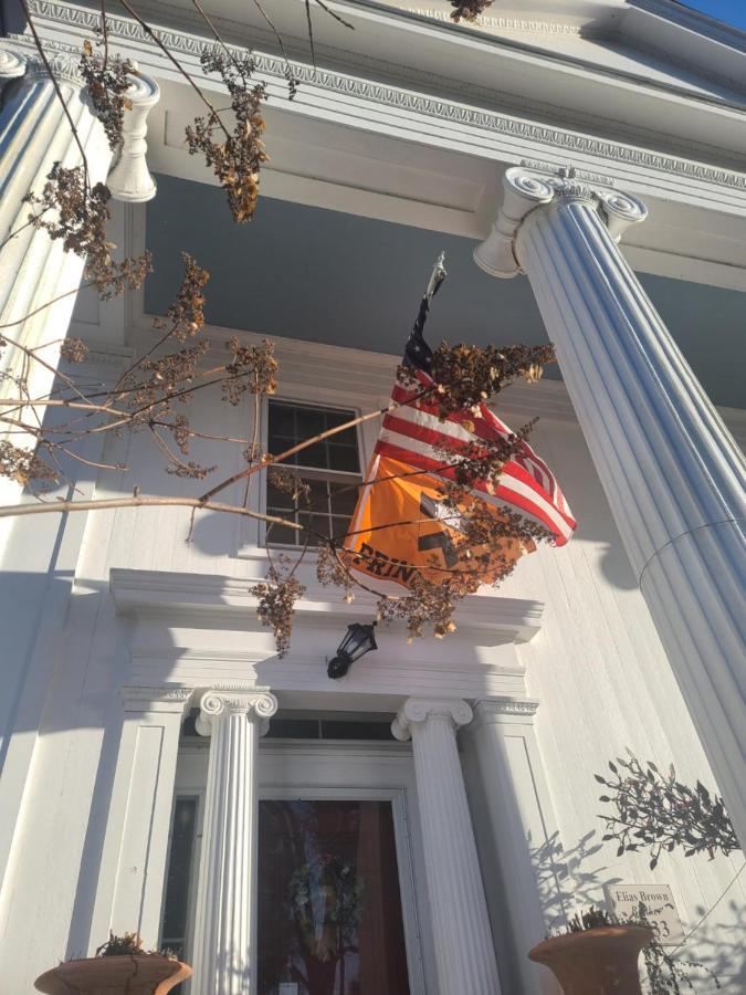 House Of 1833 Bed And Breakfast Mystic Esterno foto